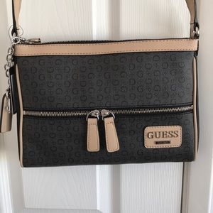 NWT GUESS crossbody bag